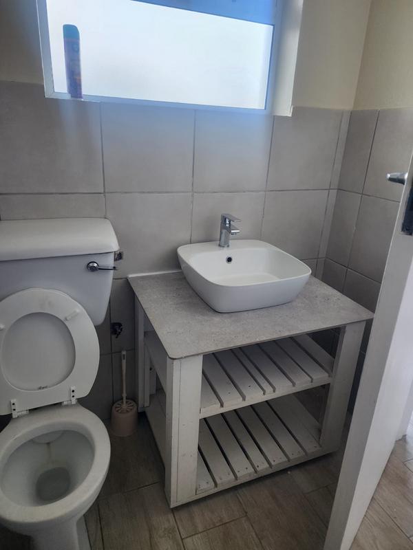 1 Bedroom Property for Sale in Somerset West Western Cape